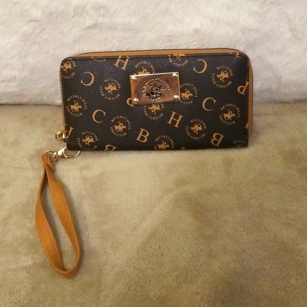Beverly Hills Polo Club Wristlet/Wallet